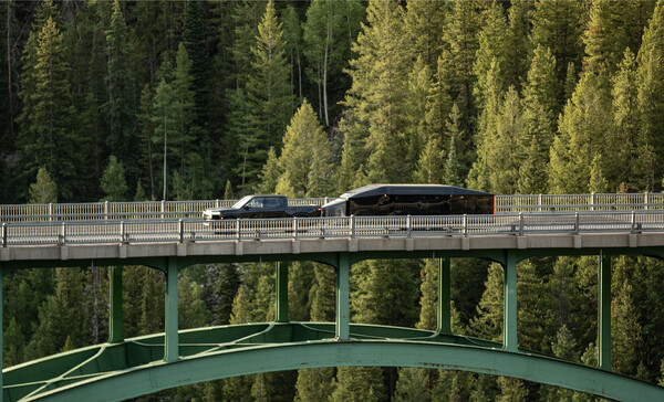 Lightship RV: Go Further.